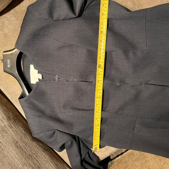 Classic Hugo Boss Pants Suit Perfect for Office - Size U.S. 12 - Picture 8 of 16